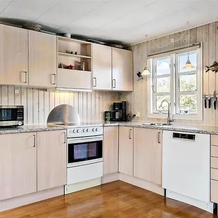 Lf16103-farso-kjeldhoj-103 Prázdninový dům